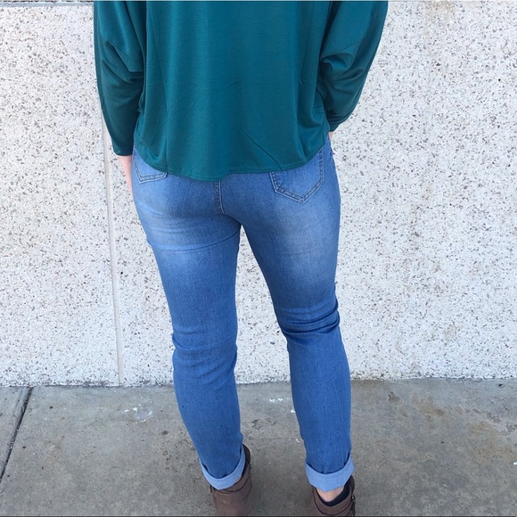 🌸HOST PICK🌸 High Waisted Jeans - Picture 4 of 6